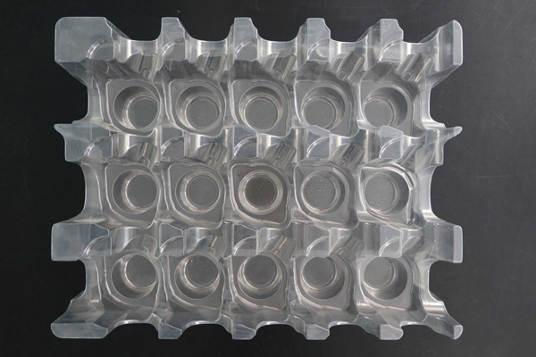 蕪(wú)湖對折吸塑包(bao)裝-方立包裝-對(duì)折吸塑包裝單(dan)價