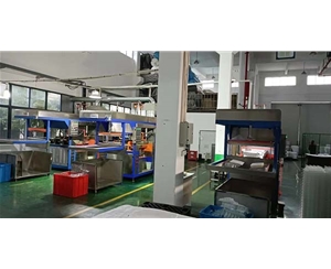 吸塑車間(jiān)一角